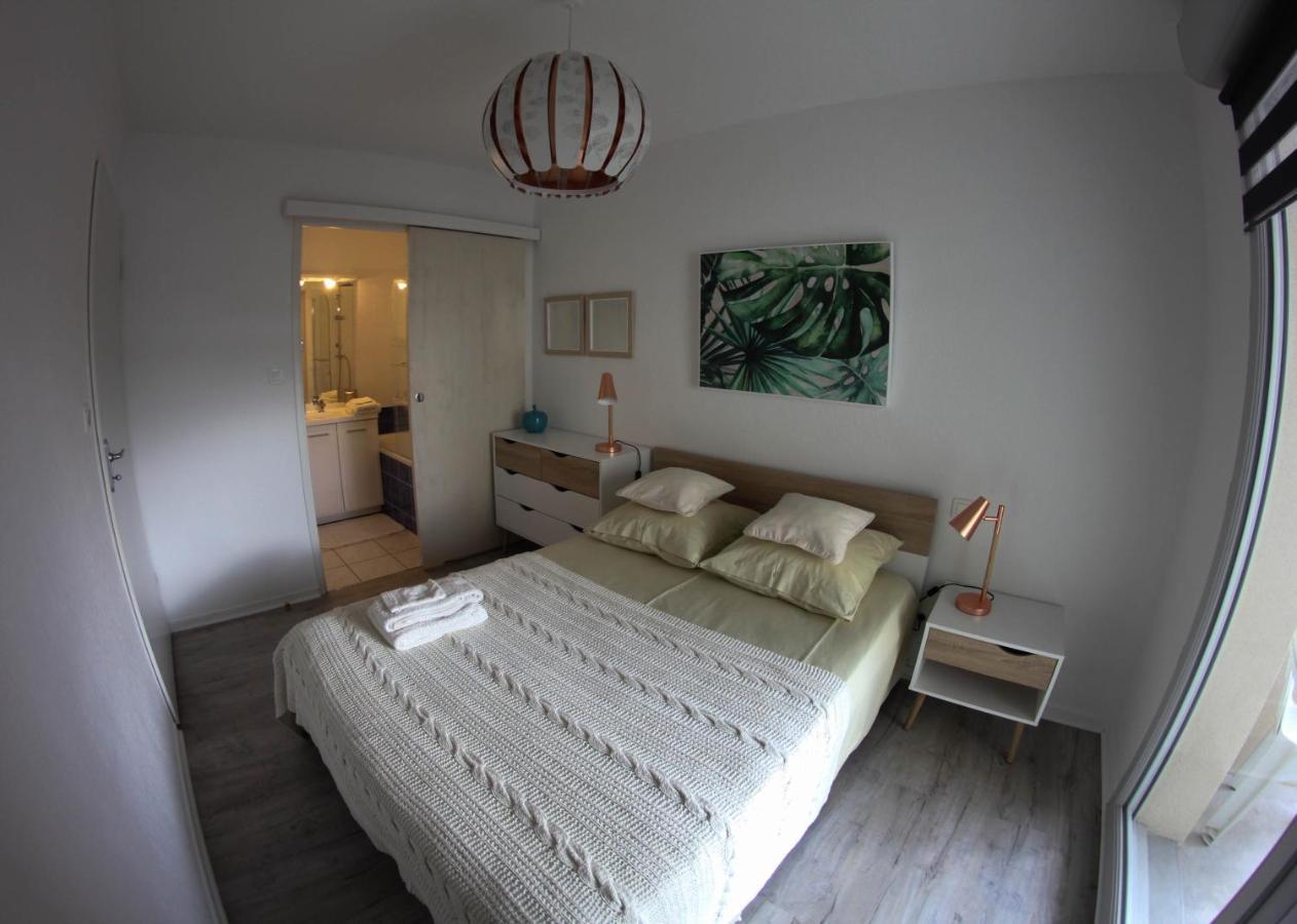 Bel T2,calme Et Lumineux, Climatise Avec Balcon, Proche Du Centre Avec Parking Prive Apartment *